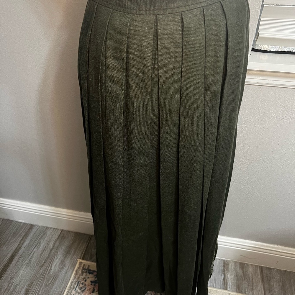Alphorn Maxi Skirt Handmade Bead
Vintage Green Pleated Pockets elastic
Waist - Picture 6 of 15
